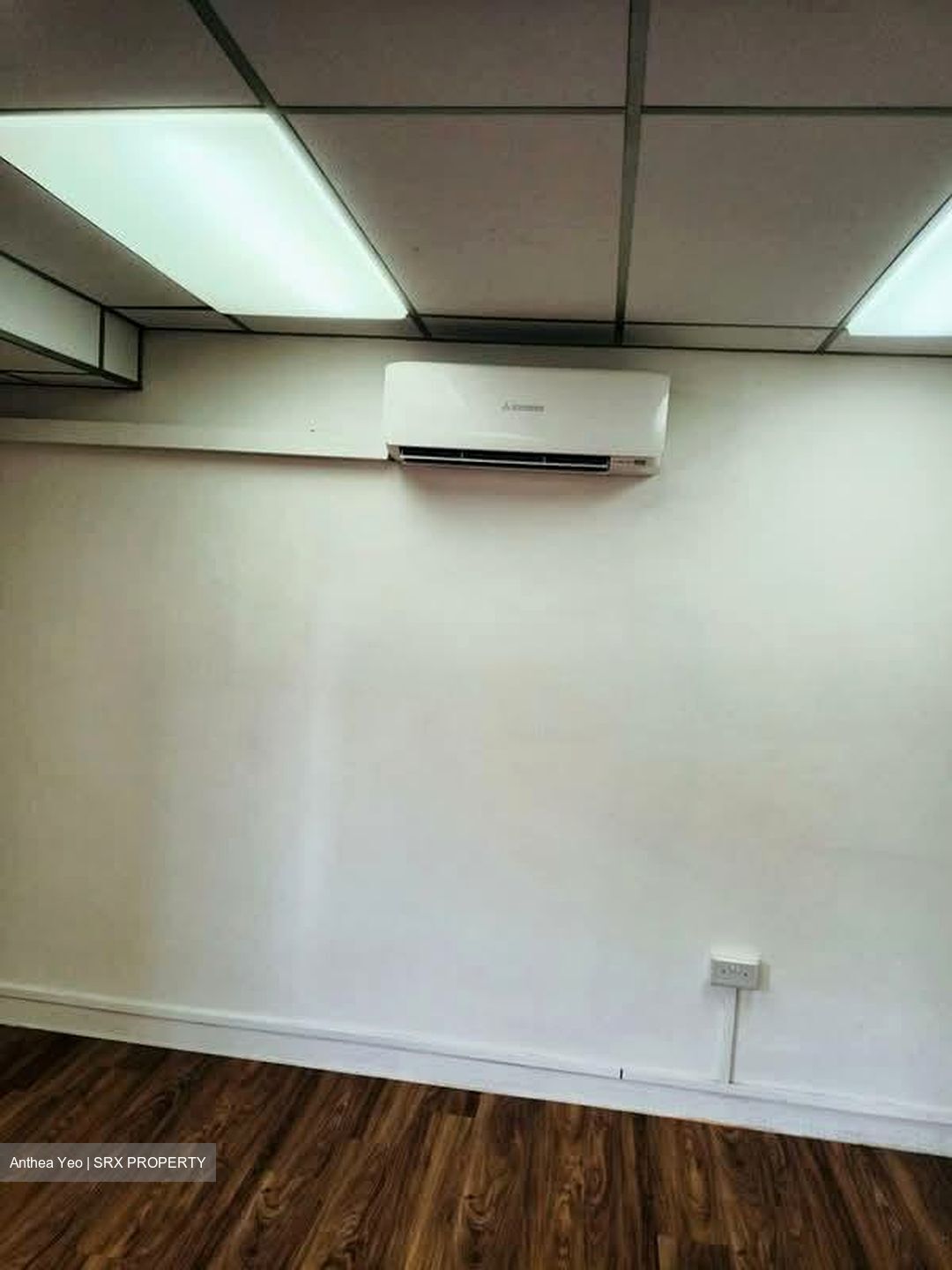 Union Building (D2), Office #586615941